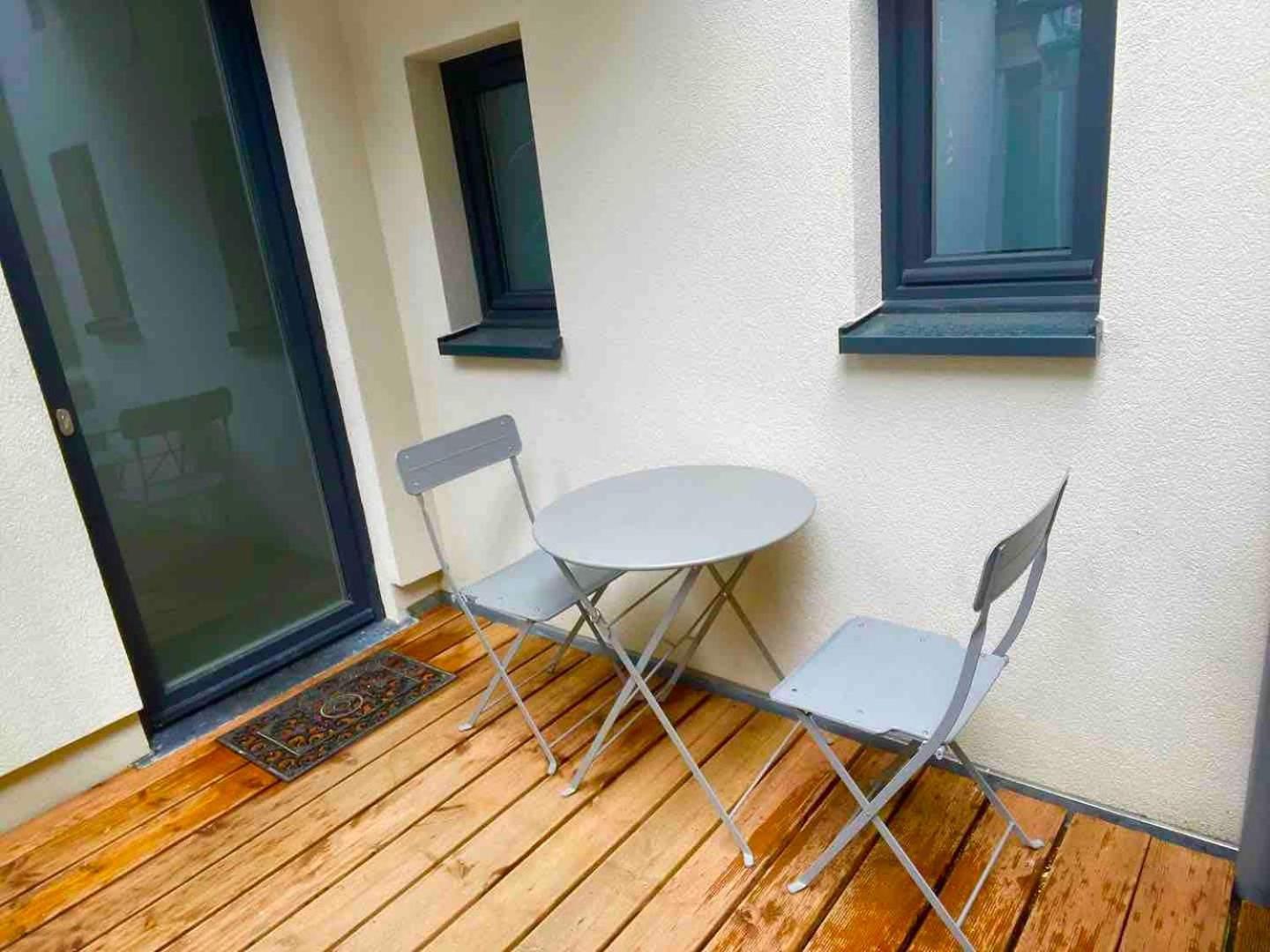Royal Selys, City-center - Bike Parking And Outdoor Apartment Liege